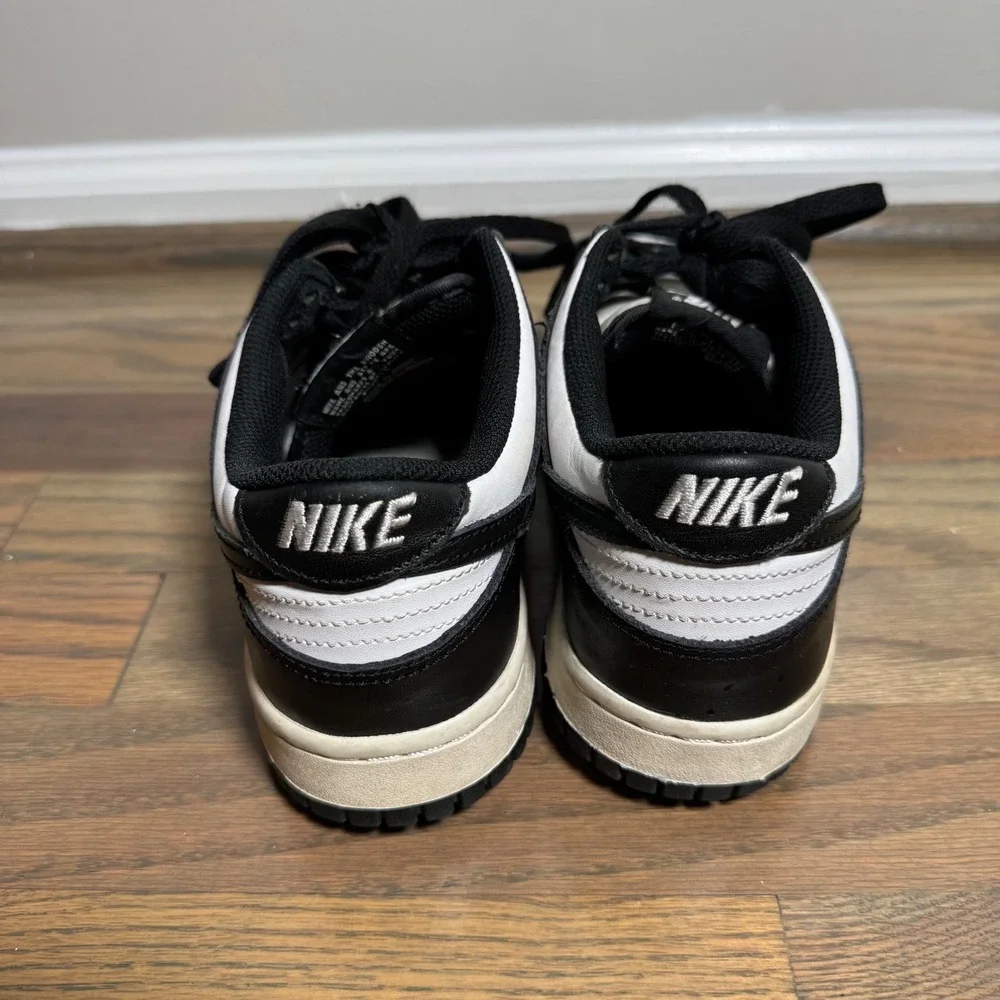 Nike Dunk Low Panda Big Kids Size 7Y Black White CW1590-100 Retro Sneakers